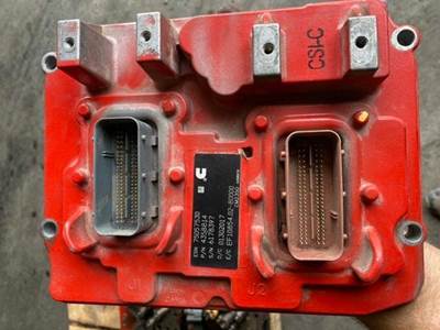 Cummins 320 Engine Control Module (ECM) for a Peterbilt 320