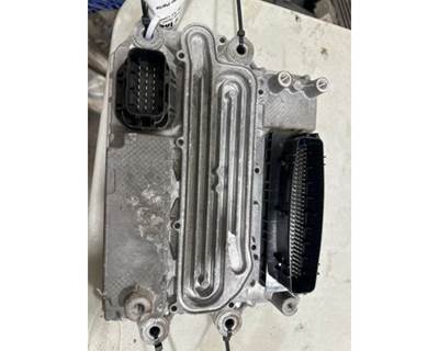 Detroit DD13 Engine Control Module (ECM) for a Western Star 4700