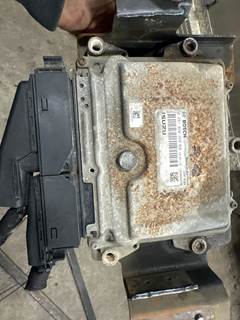 Isuzu 4HK1TC Engine Control Module (ECM) for a Isuzu NRR