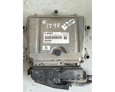 Isuzu 4HK1TC Engine Control Module (ECM) for a Isuzu NQR