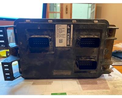 Peterbilt 579 Engine Control Module (ECM)