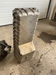 Caterpillar C7 Engine Oil Pan