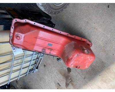 Cummins 320 Engine Oil Pan for a Peterbilt 320