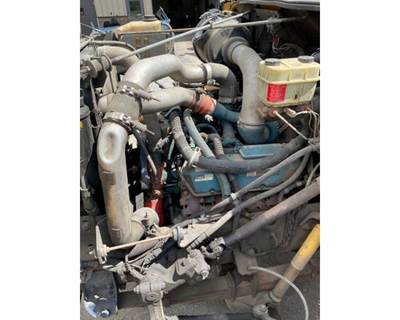 International DT 444E Engine Oil Pan for a International 4700