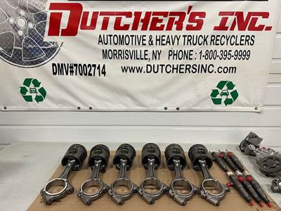 Detroit DD8 Engine Rod for a Freightliner M2 106