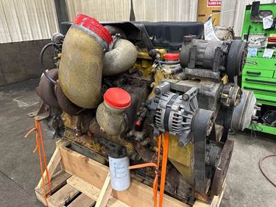 Caterpillar C15 ACERT Engine for a Peterbilt 378