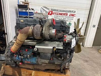 Mack E7-427 Engine for a Mack RD688S