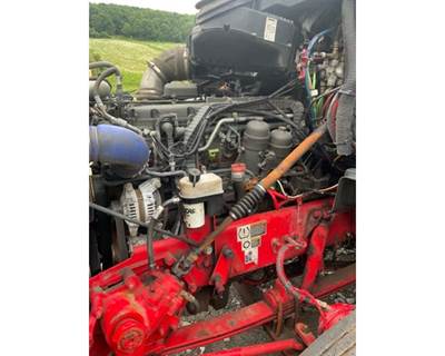 Paccar MX-13 Engine for a Kenworth T880