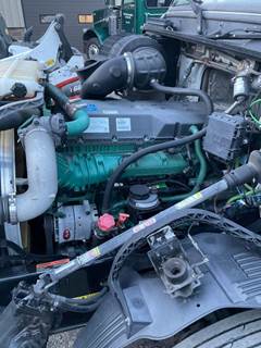 Volvo D13M Engine for a Volvo VNL