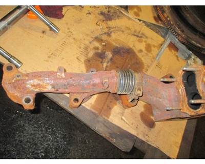 Detroit DD15 Exhaust Manifold for a Freightliner CASCADIA
