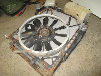 Cummins ISX Fan Blade for a Peterbilt 388