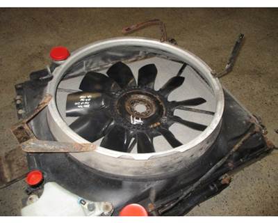 Cummins ISX Fan Blade for a Peterbilt 389