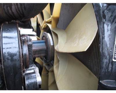 Detroit DD13 Fan Blade for a Freightliner CASCADIA 125