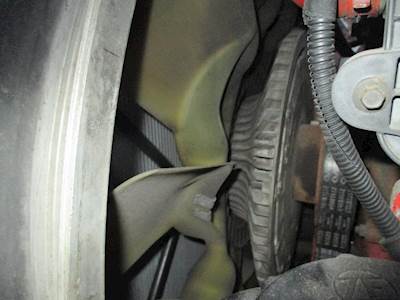 Cummins ISX Fan Clutch for a Volvo VNL