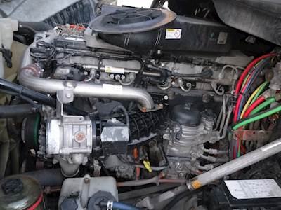 Detroit DD15 Fan Clutch for a Freightliner CASCADIA 125