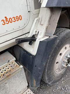 Caterpillar CT660 Right Fender Extension for a CAT CT660