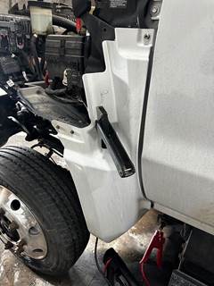 Chevrolet C5500 Left Fender Extension for a Chevrolet GM515