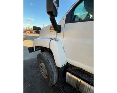 GMC C8500 Left Fender Extension