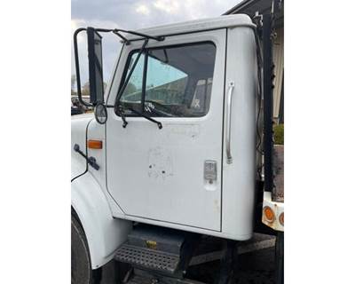 International 4600 Left Fender Extension