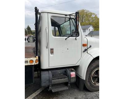 International 4600 Right Fender Extension