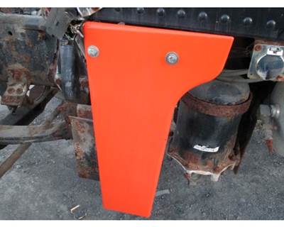 Peterbilt 378 Left Fender Extension