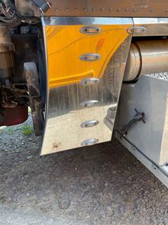 Peterbilt 389 Fender Extension