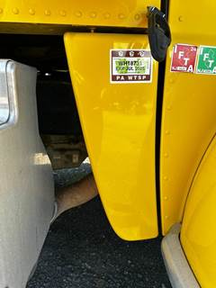 Peterbilt 389 Right Fender Extension