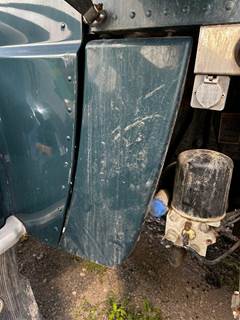 Peterbilt 389 Fender Extension