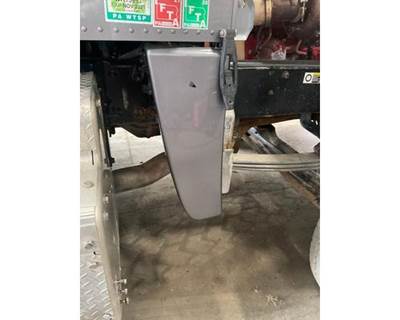 Peterbilt 389 Right Fender Extension