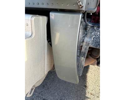 Peterbilt 389 Right Fender Extension