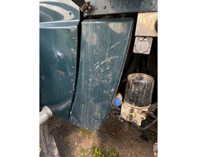 Peterbilt 389 Fender Extension