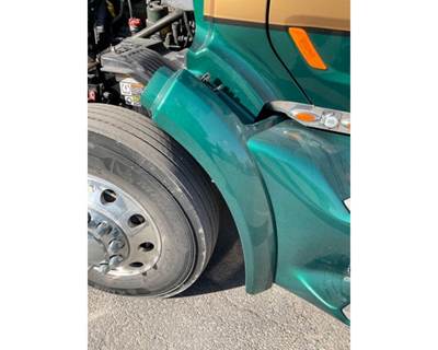 Peterbilt 579 Left Fender Extension