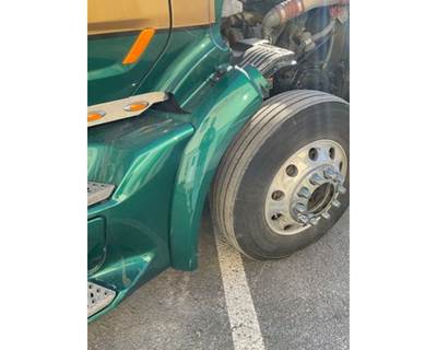 Peterbilt 579 Right Fender Extension