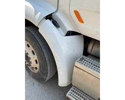 Peterbilt 579 Left Fender Extension