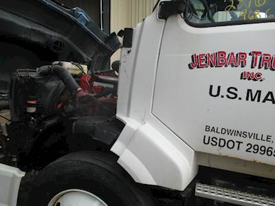 Volvo VNL Left Fender Extension