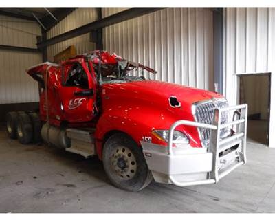 International LT Right Fender for a International LT625