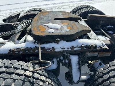 Freightliner Fifth Wheel for a Freightliner CASCADIA 116