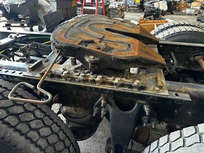 International LT625 Fifth Wheel