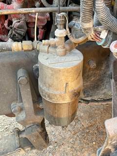 Peterbilt 389 Fuel / Water Separator