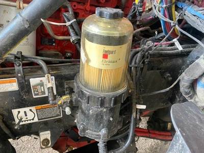Peterbilt 567 Fuel / Water Separator
