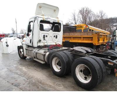 Freightliner Cascadia Frame for a Freightliner CASCADIA 125