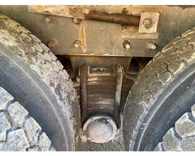 Mack Granite GU713 Cutoff for a Mack GU713