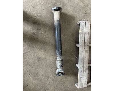 International CV515 Front Driveshaft