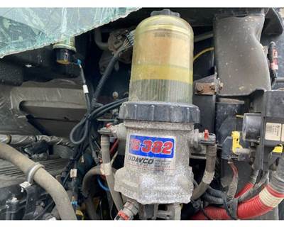 Caterpillar CT660 Fuel / Water Separator for a CAT CT660