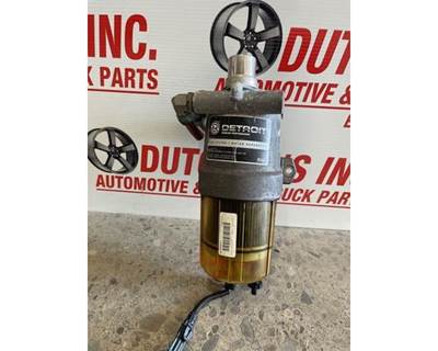 Freightliner 108SD Left Fuel / Water Separator