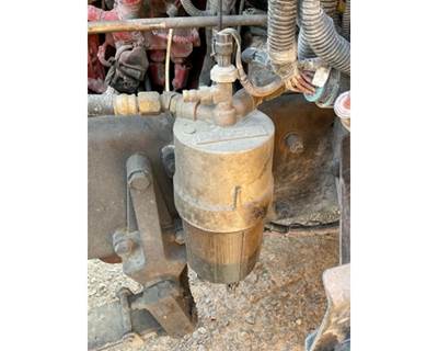 Peterbilt 389 Fuel / Water Separator