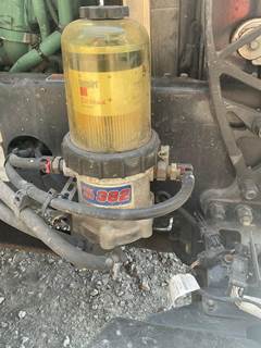 Volvo VNL Fuel / Water Separator