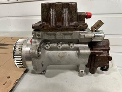 Detroit DD8 Fuel Injection Pump for a Freightliner M2 106