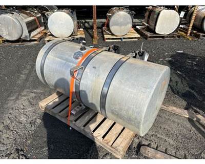 Caterpillar CT660 Left Fuel Tank for a CAT CT660