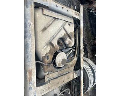 Chevrolet GM515 Fuel Tank